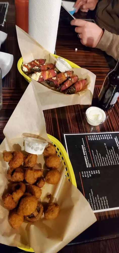 Breaded Mushrooms Jalapeño Poppers